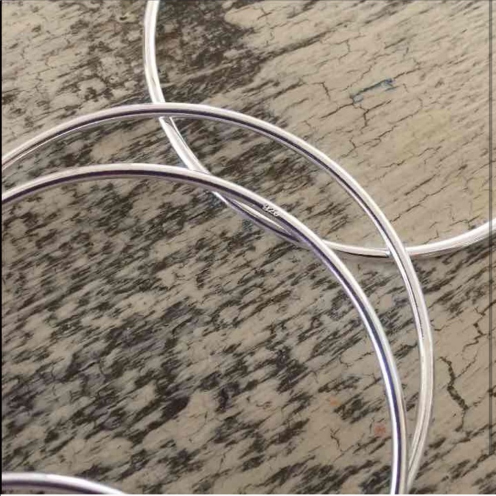 4 bangles - Picture 2 of 2